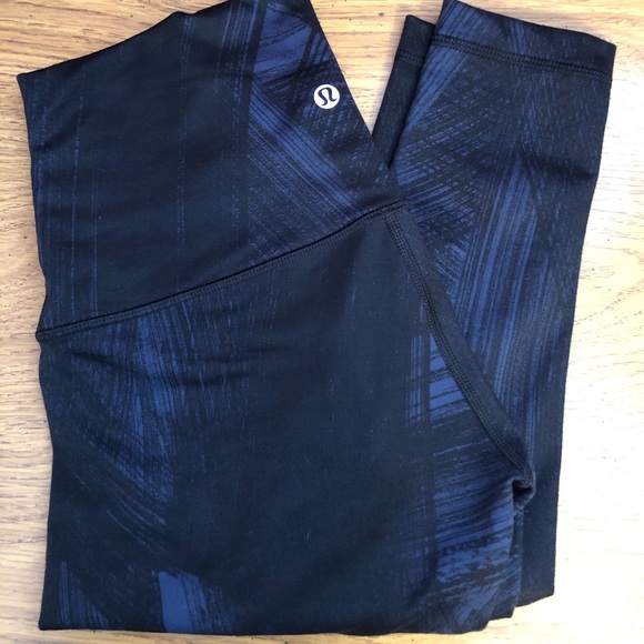 lululemon athletica Pants - Lululemon Wunder Under Leggings